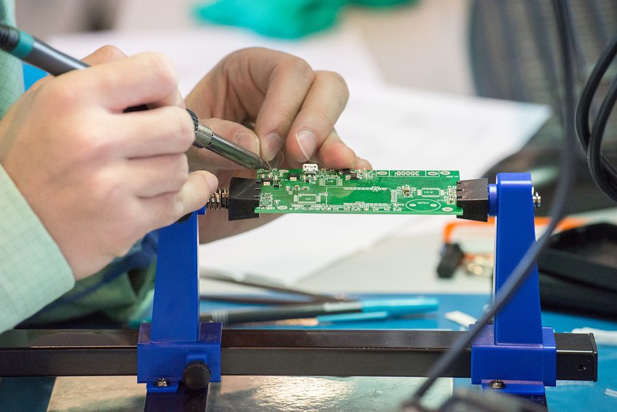 Hand Soldering: Why It’s the Right Call For Your PCB Assembly Through-Hole